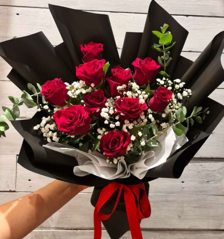 10 Red Rose Bouquet
